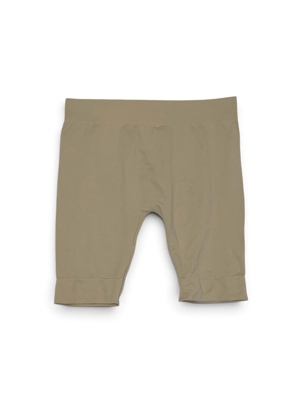 Suzy Shier Beige Shorts Women’s Size Medium Neutral Minimalist Basic Versatile